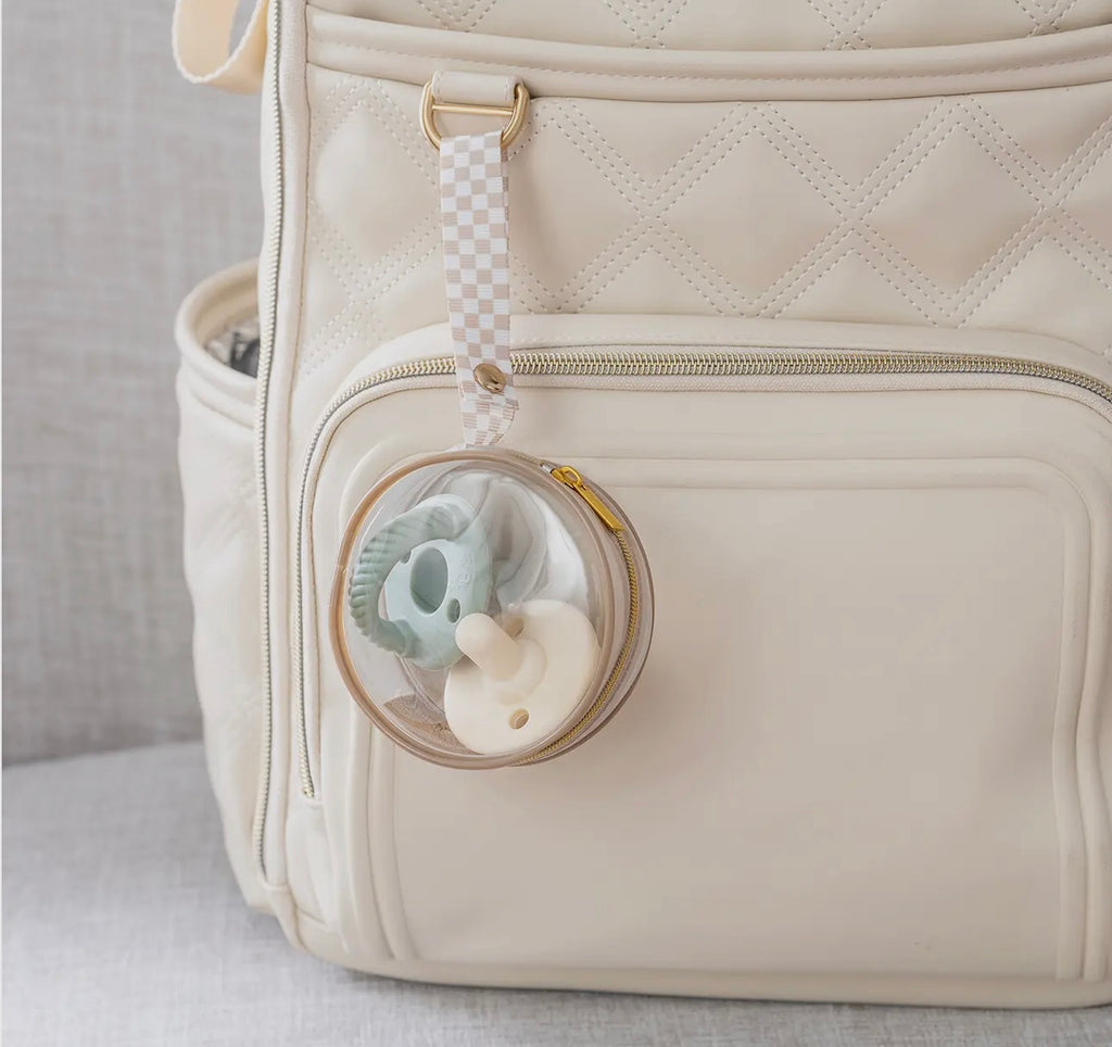 Itzy Paci Case