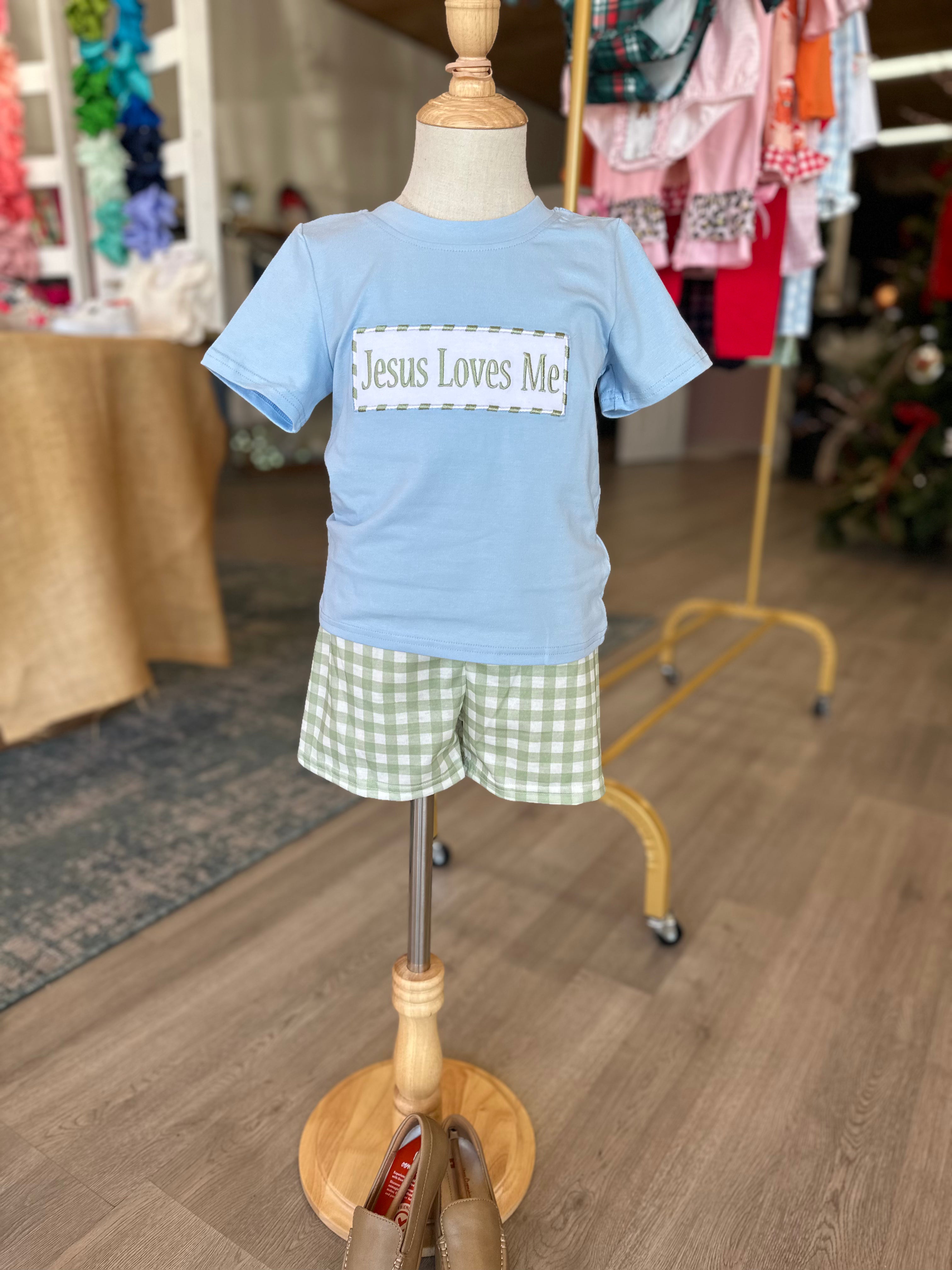 Jesus Loves me Checkered Set